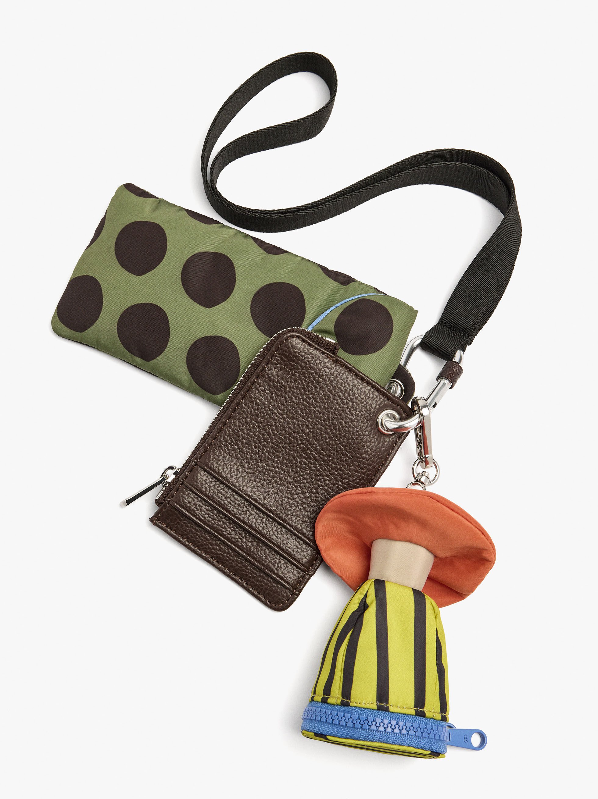 Porta llaves con portacartas y estuche